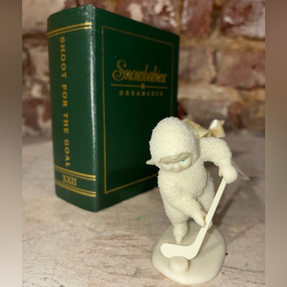 DEPT 56 SNOWBABIES "SHOOT FOR THE GOAL" STARLIGHT GAMES Hockey Ornaments 2001